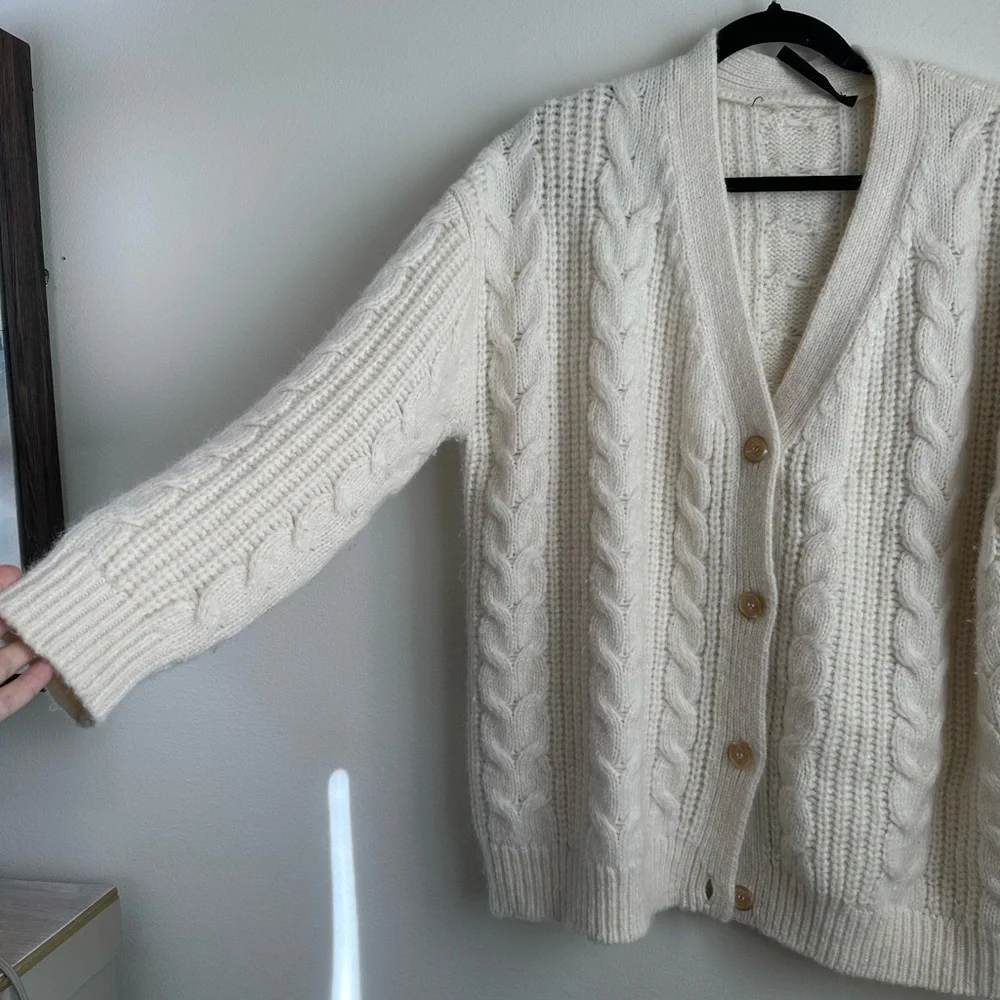 Jenni Kayne Cable Cocoon Cardigan - Picture 5 of 6